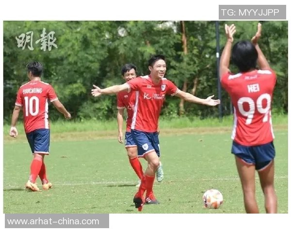 足球传奇落幕 崭新篇章待启 球迷们泪别偶像的荣耀岁月